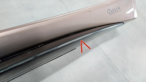 Listwa progowa lewa Infiniti Q30 QX30 76851 5DA1A