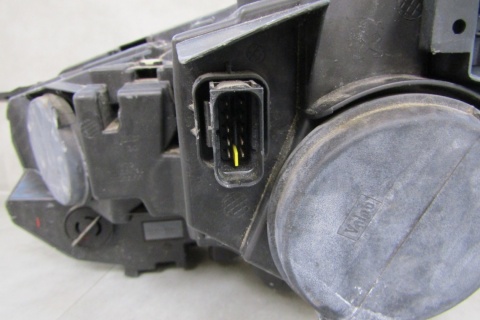 LAMPA PRZÓD PEUGEOT PARTNER IV RIFTER ZWYKŁA PRAWA RH 18-23 9816826880
