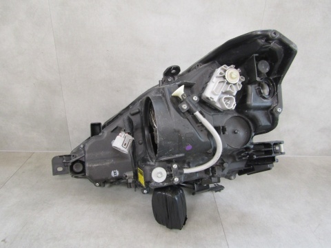 LAMPA PRZÓD LEXUS IS III KSENON NIESKRĘTNY RH PRAWA 13-16