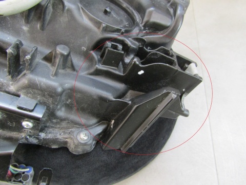 LAMPA PRZÓD LEXUS IS III KSENON NIESKRĘTNY RH PRAWA 13-16