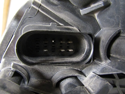LAMPA PRZÓD VOLVO FH13 KSENON LH LEWA 08-13 21323114