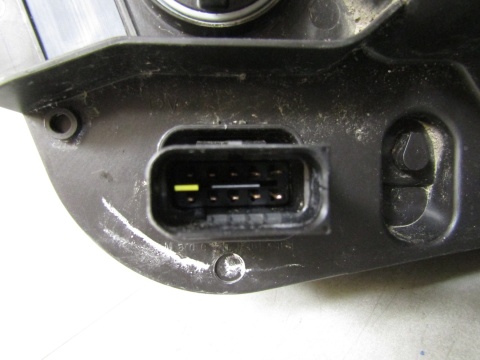 LAMPA PRZÓD TOYOTA PROACE 2 II KSENON NIESKRĘTNY 16-23 PRAWA RH 9808237480