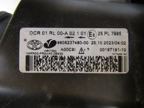 LAMPA PRZÓD TOYOTA PROACE 2 II KSENON NIESKRĘTNY 16-23 PRAWA RH 9808237480