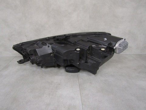 LAMPA PRZÓD AUDI A4 B9 FULL LED MATRIX 15-19 RH PRAWA 8W0941036