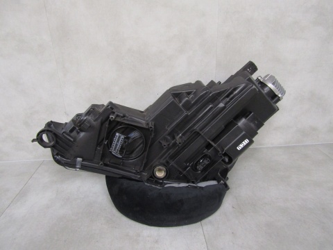 LAMPA PRZÓD AUDI A4 B9 FULL LED MATRIX 15-19 RH PRAWA 8W0941036