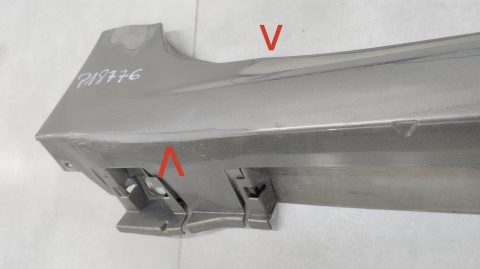 Listwa progowa prawa Toyota Corolla XII sedan E21 18-