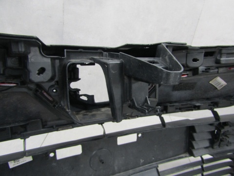 Zderzak przód przedni Toyota Corolla E21 XII Sedan 18-22