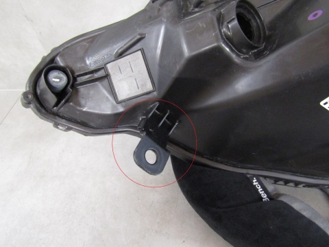 LAMPA PRZÓD TOYOTA AYGO 2 II ZWYKŁA SOCZEWKA + LED 14-18 RH PRAWA