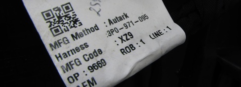 Zderzak przód przedni Skoda Superb 4 3P0807221 24- / + 4 PDC + wiązka