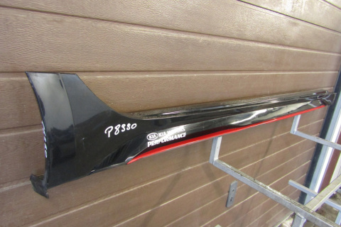 Listwa progowa prawa Kia Proceed 3 GT Line 19-