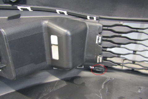 Zderzak przód przedni VW Caddy 5 V 2K7 20-