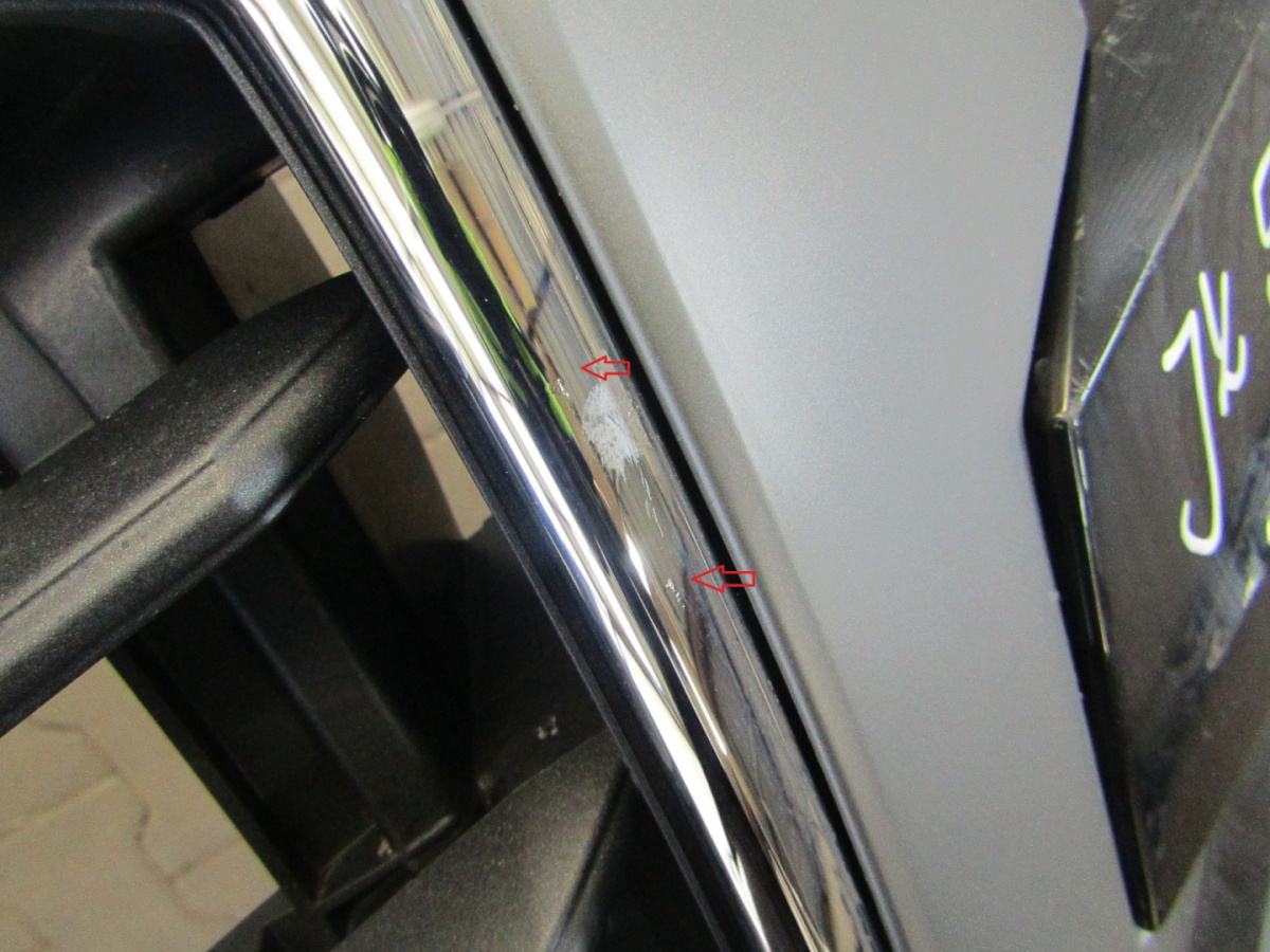 Zderzak przód przedni Audi Q8 4M8 18-