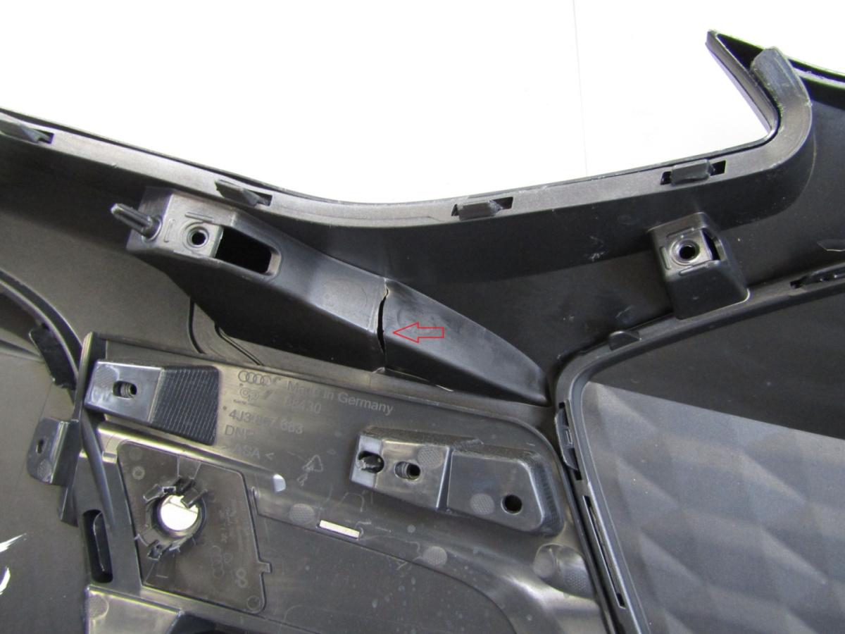 Zderzak przód przedni Audi e-tron GT 4J3 21-