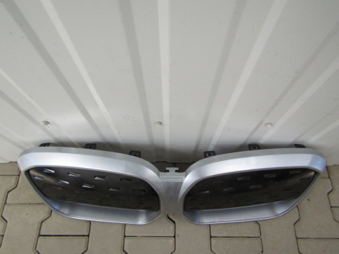 Grill atrapa zderzak przód BMW G08 IX3 20-