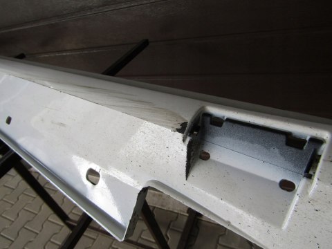 Listwa progowa prawa Mercedes E AMG 212 Lift 12-
