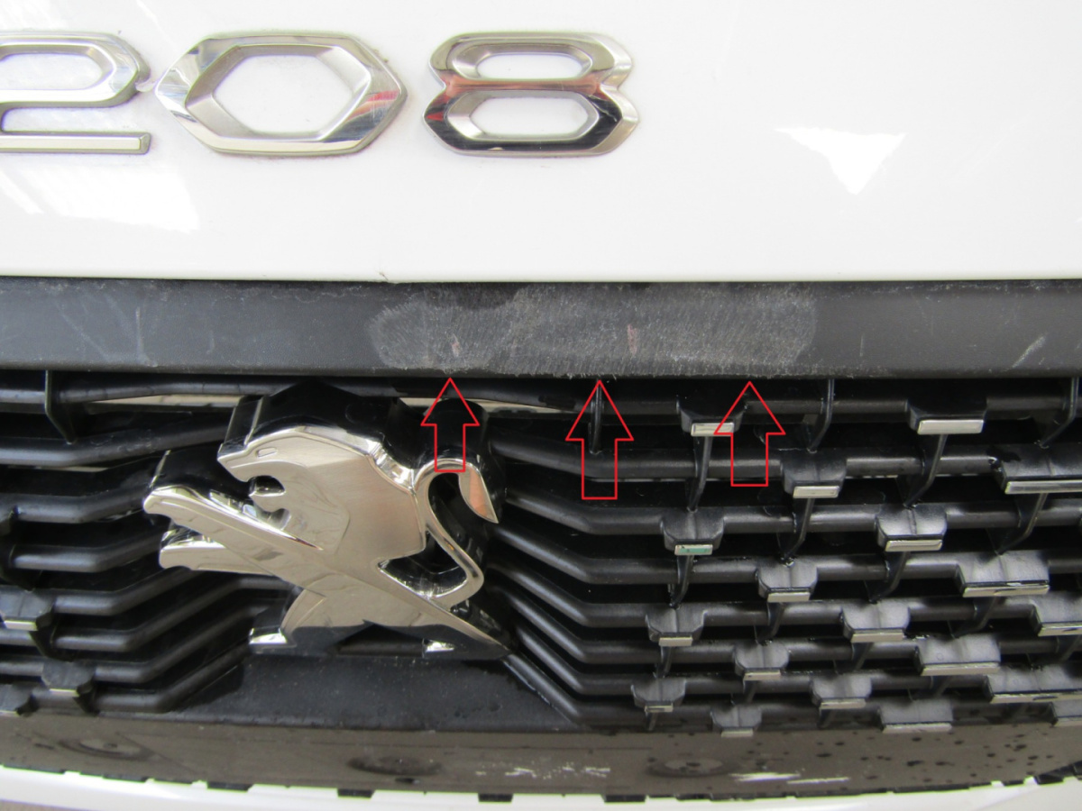 Zderzak przód przedni Peugeot 208 II 2 GT Line 19-