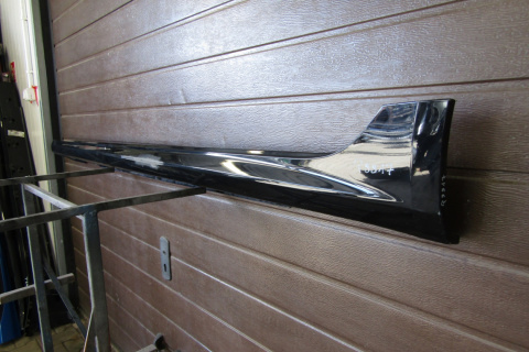 Listwa progowa lewa Audi A7 C8 4K8 S Line 17-