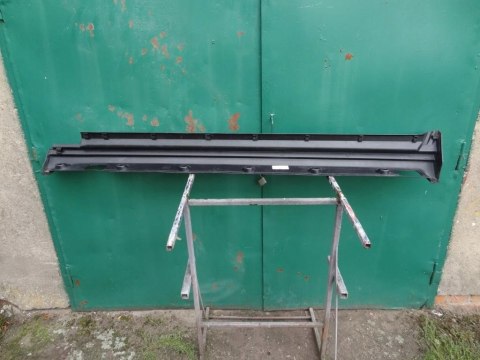 Listwa progowa prawa Range Rover Vogue 02-07 próg