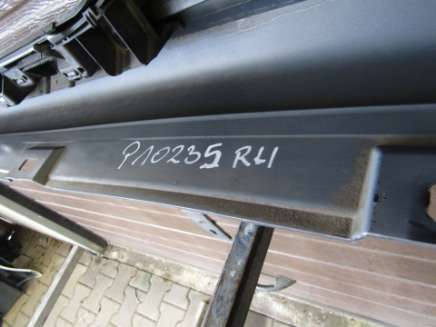Listwa progowa prawa Audi RS5 2 A5 RS 17- 19