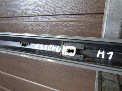Listwa progowa lewa Audi A4 B9 8W0 S-Line 19 Lift