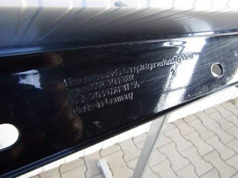Listwa progowa lewa Mercedes C-Klasa 203 AMG