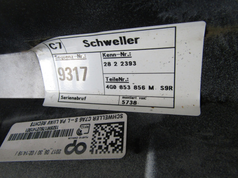 Listwa progowa prawa Audi A6 C7 S Line 4G0 LIFT 14