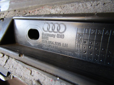 Listwa progowa lewa Audi A1 S1 8X0 S-Line 10-14