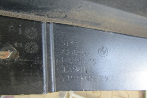 Błotnik tył tylny prawy BMW i3 13-