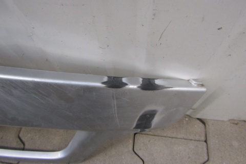 Nakładka ramka grilla prawa NISSAN NV400 2010-