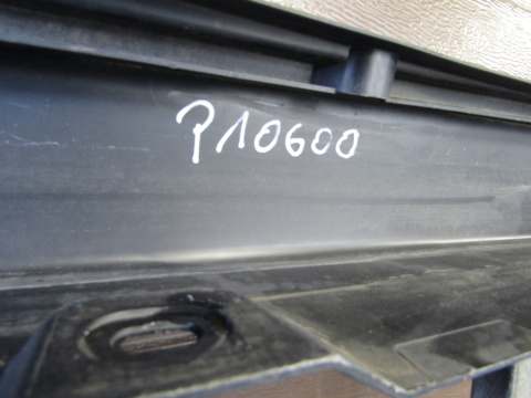 Listwa progowa prawa BMW 5 F10 F11 standard 10-17