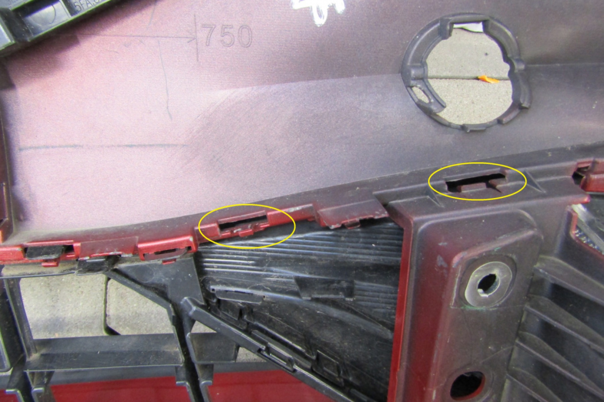 Zderzak przód przedni Seat Leon 4 IV 5FA FR 20-
