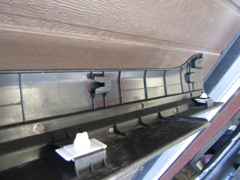 Listwa progowa lewa KIA SORENTO IV 4 20-