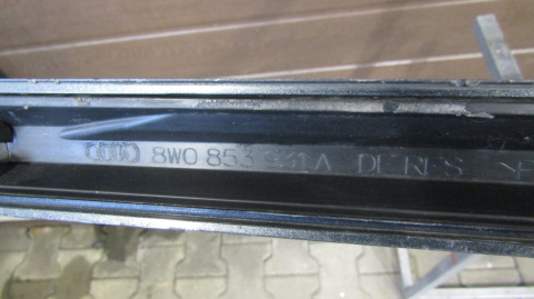 Listwa progowa lewa Audi A4 B9 8W0 S-Line 19 Lift