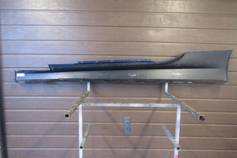 Listwa progowa prawa BMW 8 G14 G15 M Pakiet 18-