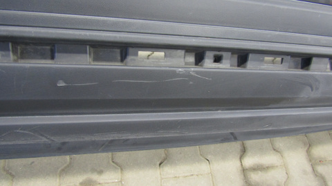 Zderzak tył tylny VW Touareg 3 III 760 18-