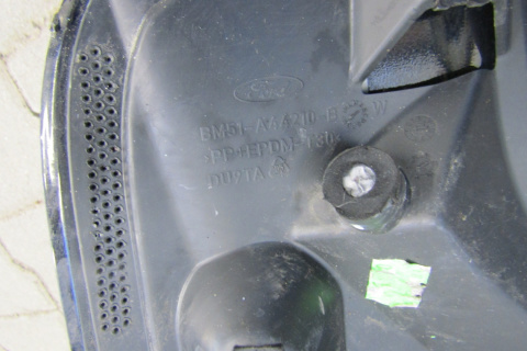 Spoiler lotka klapy tył Ford Focus MK3 HB 10-14