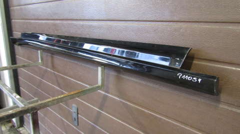 Listwa progowa prawa Ford Focus MK4 ST Line 17-