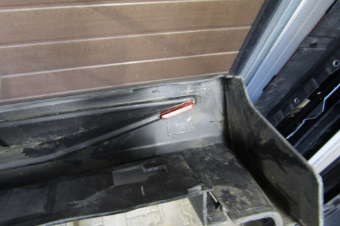 Listwa progowa prawa Mazda CX3 CX-3 SKY-G SKY G 17