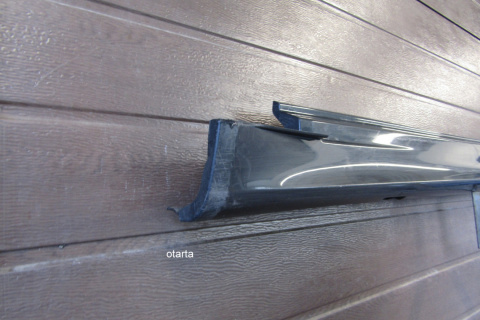 Listwa progowa lewa Audi E Tron GT RS 4J 20- 4j3