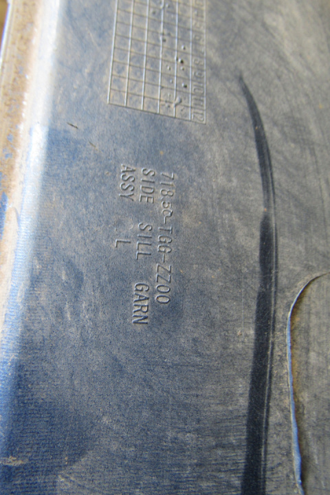 Listwa progowa lewa Honda Civic X sedan HB 15-22