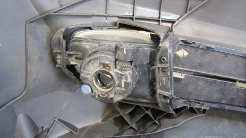 Zderzak przód przedni BMW 5 F10 F11 10-13
