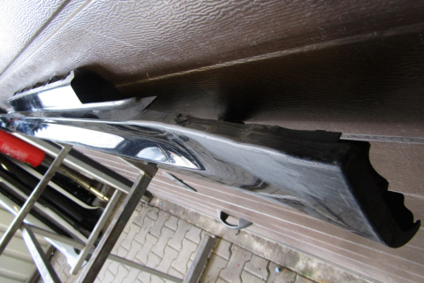 Listwa progowa prawa BMW 2 F87 M2 16-20 M Power