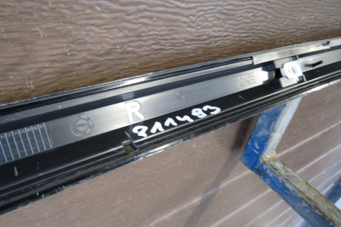 Listwa progowa prawa Audi A4 B9 8W0 S-Line 15-19