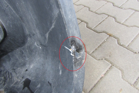 Zderzak przód przedni Renault Trafic 3 III 14-19
