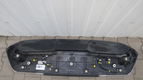 Spoiler lotka daszek klapy tył Volvo XC40 17-