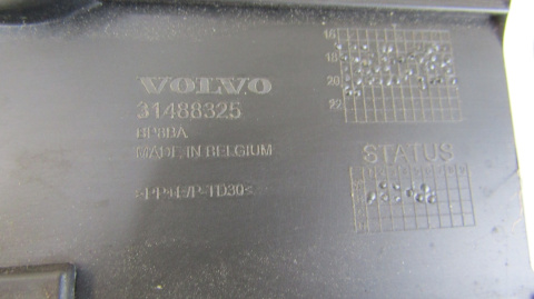 Spoiler lotka daszek klapy tył Volvo XC40 17-