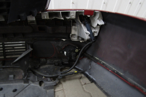 ZDERZAK PRZÓD RENAULT VEL SATIS 01-05 (SPRYSKI)