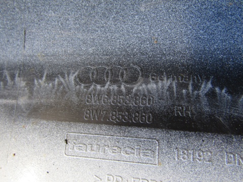 Listwa progowa prawa Audi A5 8W6 8W7 Coupe 16-19