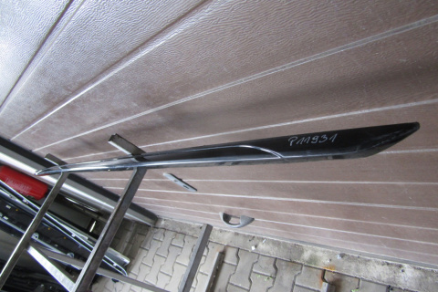 Listwa progowa lewa Audi A4 B9 8W0 S-Line 19 Lift