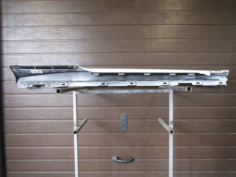 Listwa progowa lewa Audi A5 8W6 8W7 S-Line 19 Lift